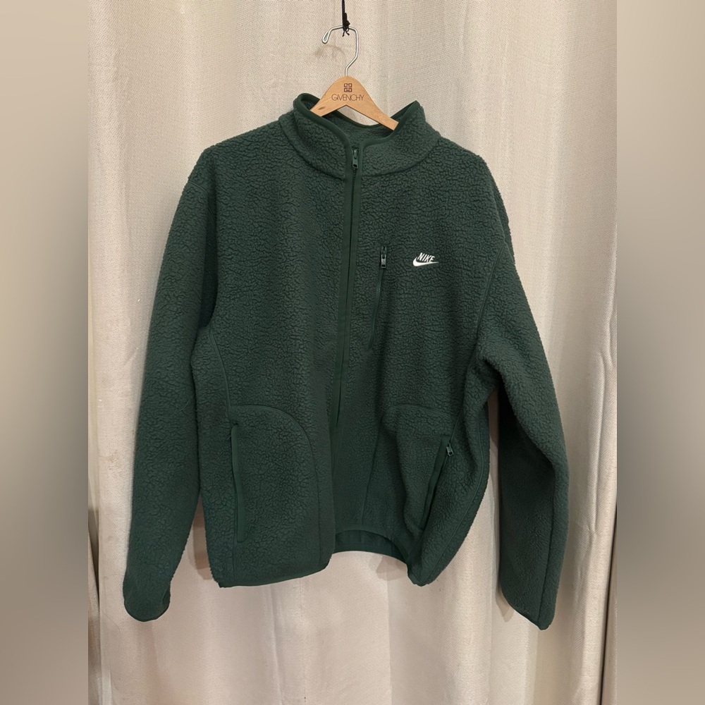 Men’s Nike Sportswear Club Fleece Jacket Fir/White 
FZ0888 323 sz m L